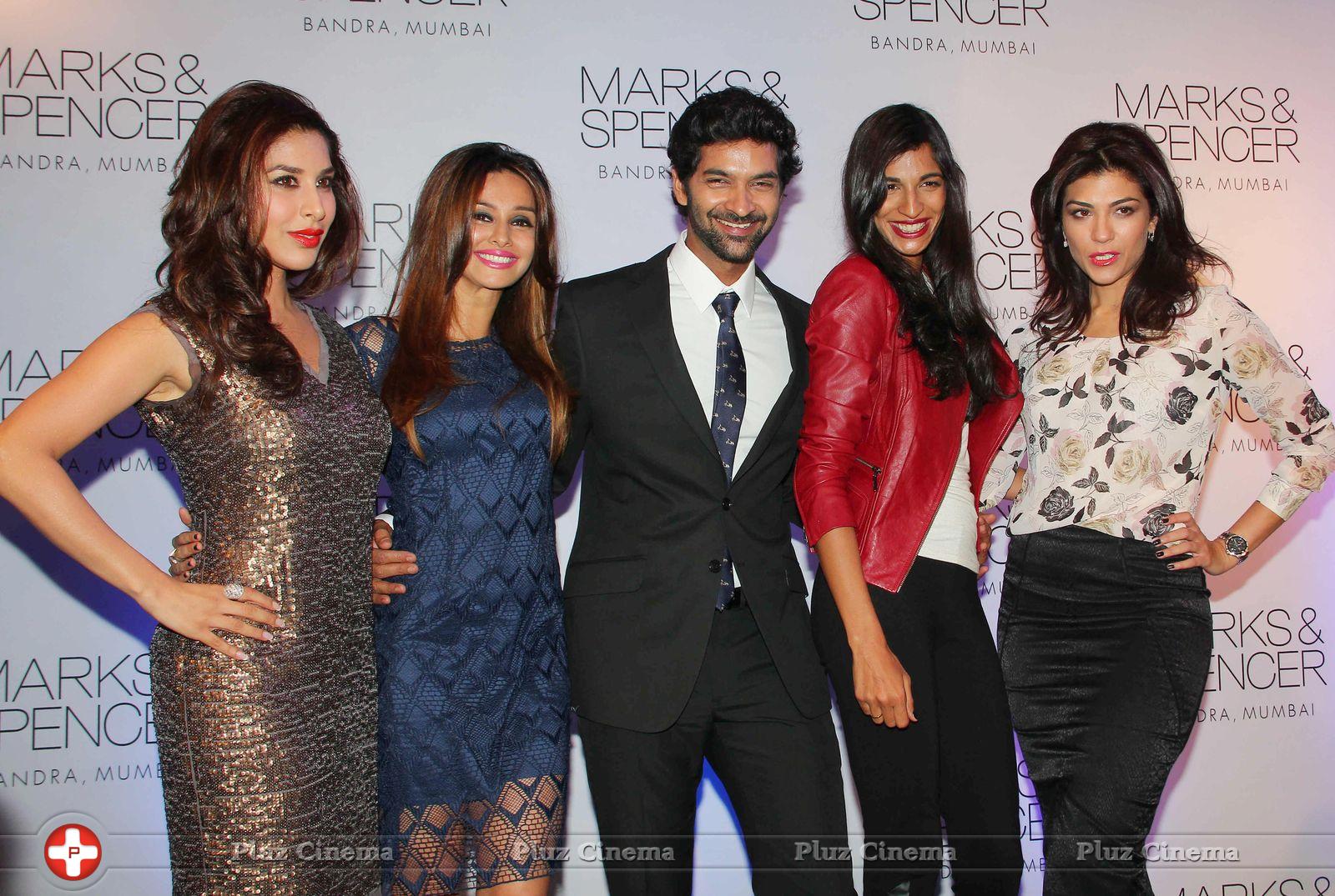 Sonakshi Sinha & Bipasha Basu at The Launch of Marks and Spencer Store Photos | Picture 634612