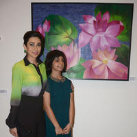 Karisma Kapoor at The Painting Exhibition Bal Disha Titled Mosaic Photos | Picture 635484