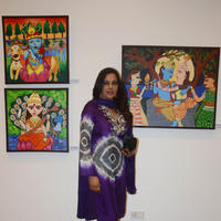 Karisma Kapoor at The Painting Exhibition Bal Disha Titled Mosaic Photos | Picture 635506