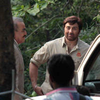 Sunny Deol - Sunny Deol promotes Singh Saab The Great Movie on the sets of CID Stills | Picture 635573