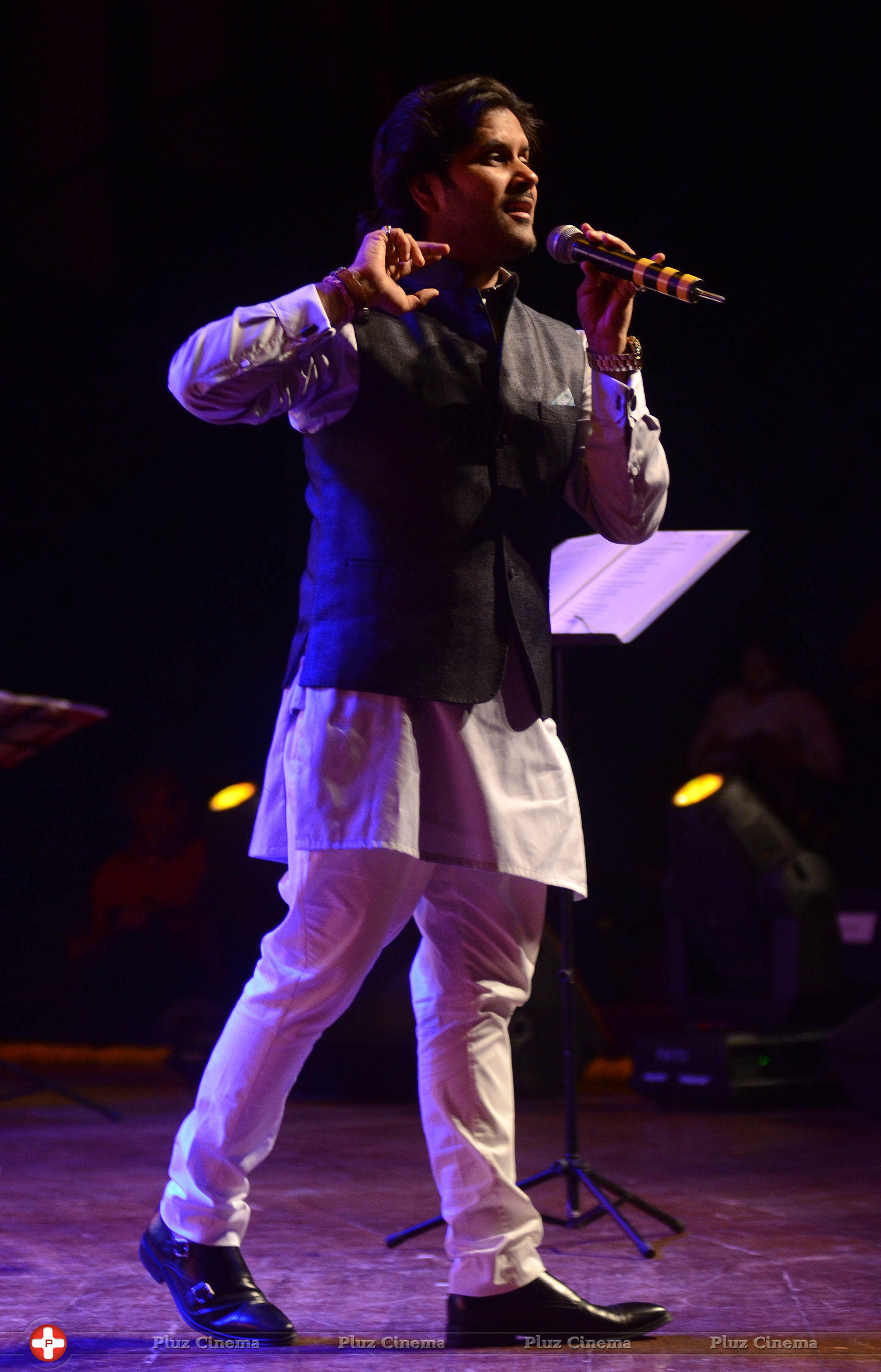 Javed Ali - The Aditya Vikram Birla Kalashikar and Kalakiran Awards 2013 Photos | Picture 637091