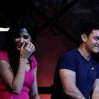 Katrina Kaif - Aamir dedicates Dhoom 3 title song to Sachin Photos | Picture 639022