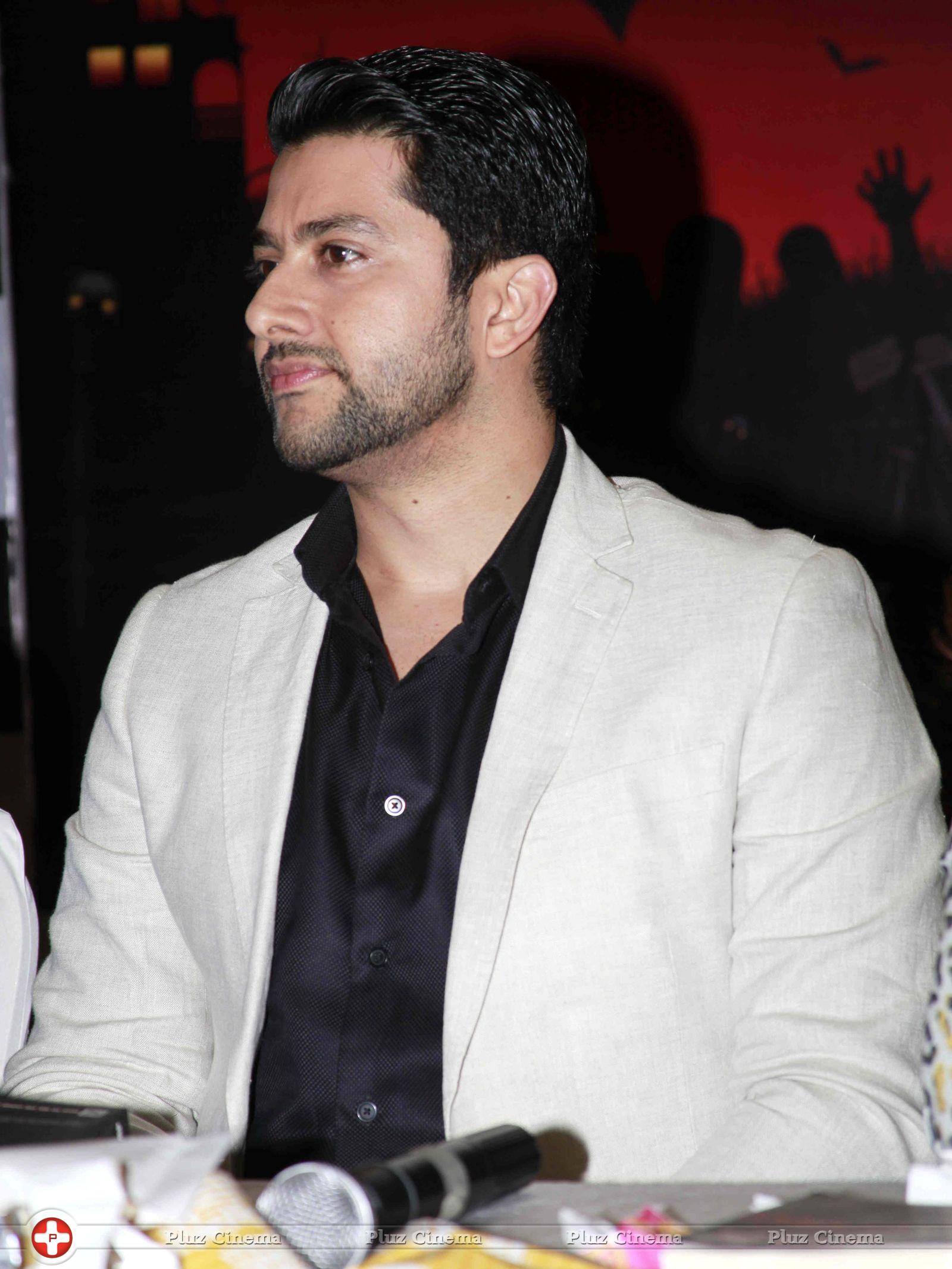Aftab Shivdasani - Launch of book The Other Side Pictures | Picture 640126