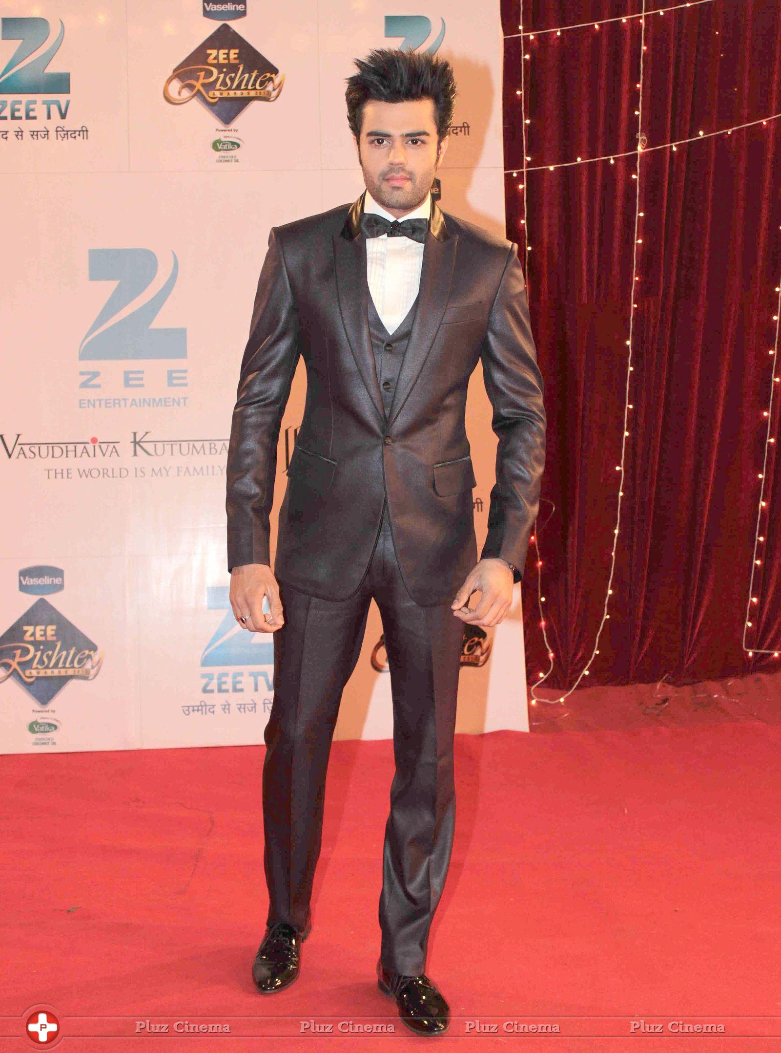 Manish Paul - Zee Rishtey Awards 2013 Photos | Picture 642673