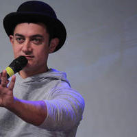 Aamir Khan - Aamir & Katrina Launches Dhoom 3 Merchandise Stills | Picture 644166
