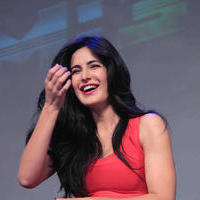 Katrina Kaif - Aamir & Katrina Launches Dhoom 3 Merchandise Stills | Picture 644175