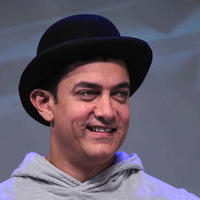 Aamir Khan - Aamir & Katrina Launches Dhoom 3 Merchandise Stills | Picture 644182