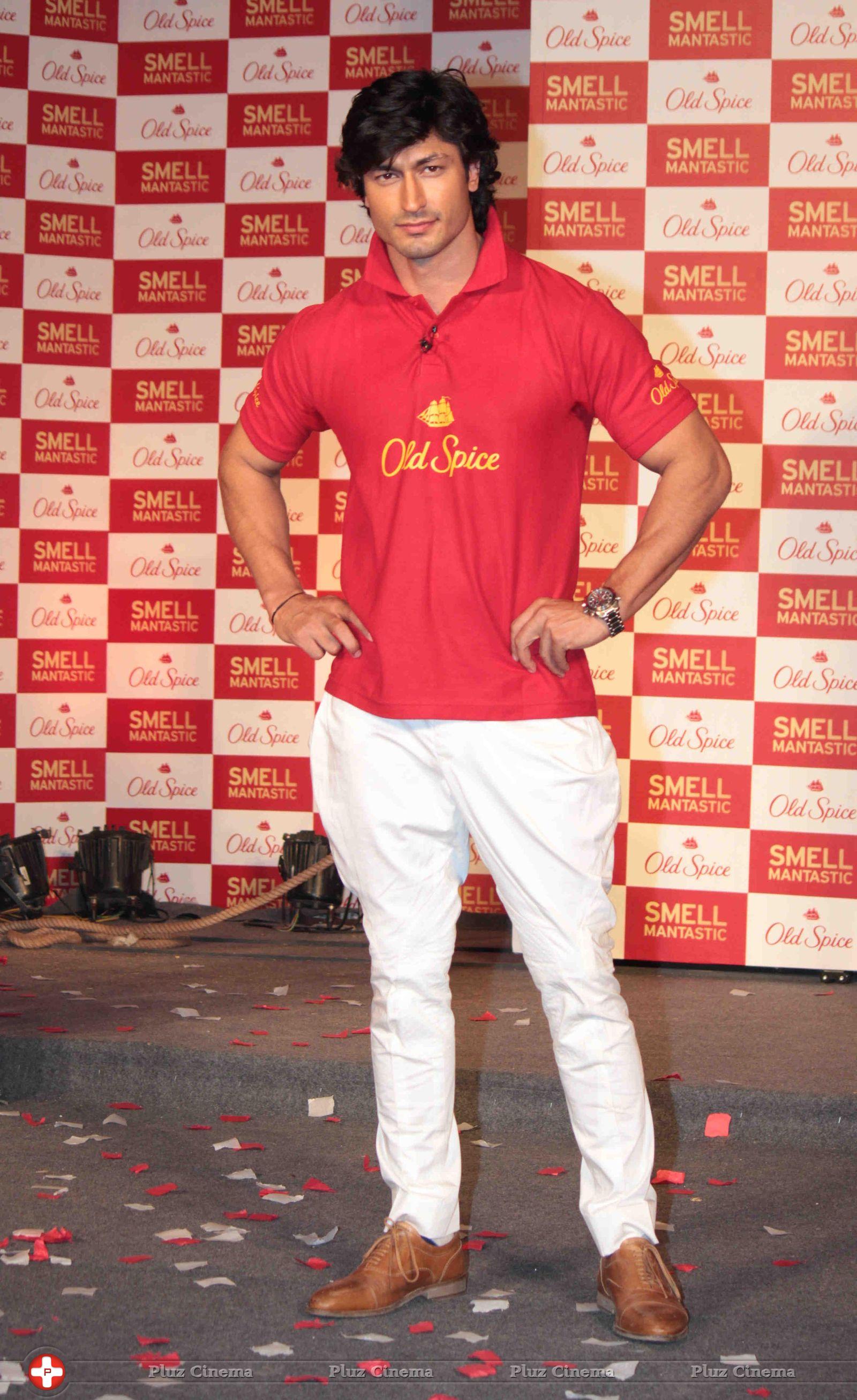 Vidyut Jamwal - Rana, Sonu, Vidyut & Milind Soman at The Launch of the Old Spice Deodorant Photos | Picture 644538
