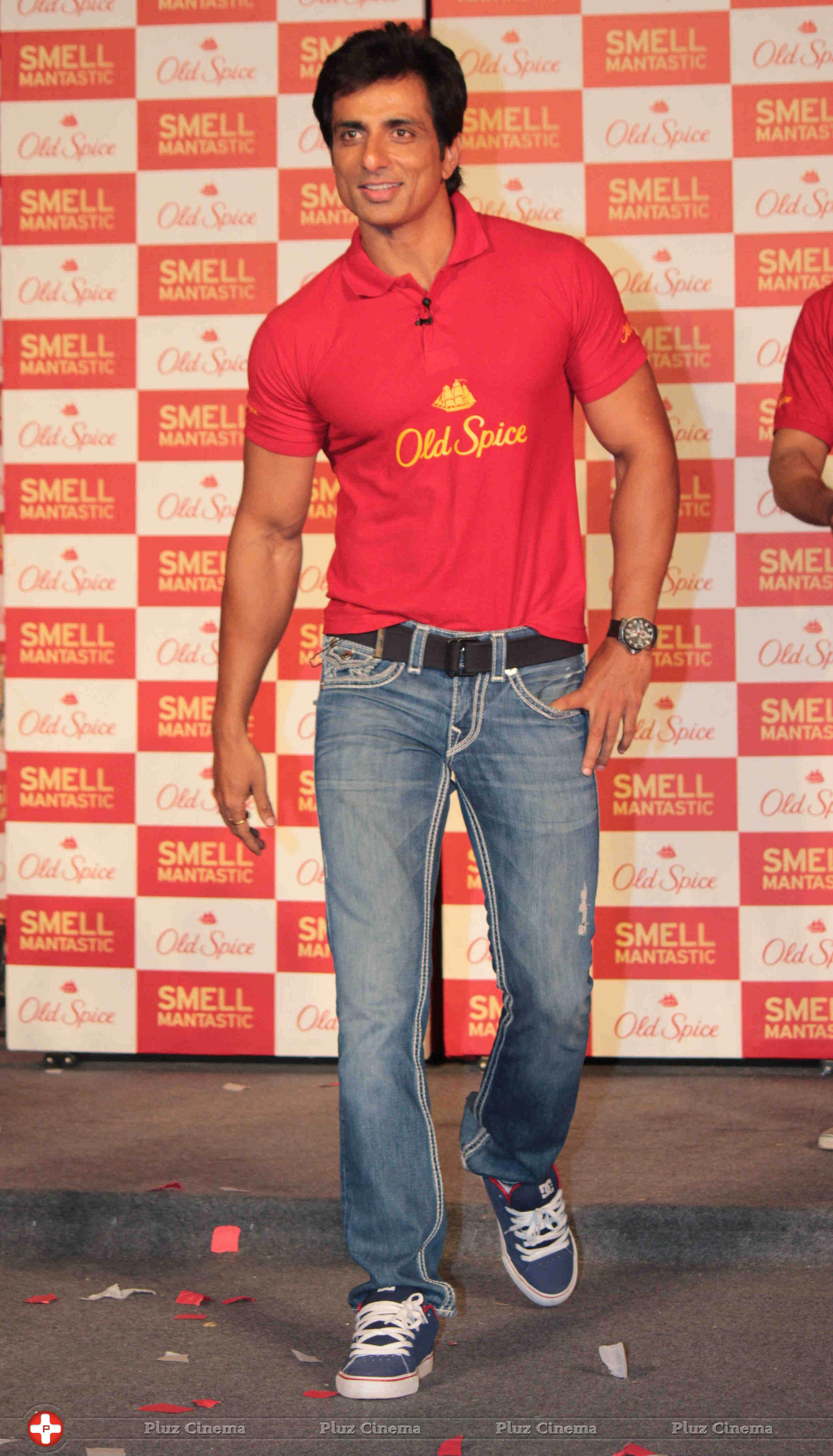 Sonu Sood - Rana, Sonu, Vidyut & Milind Soman at The Launch of the Old Spice Deodorant Photos | Picture 644542