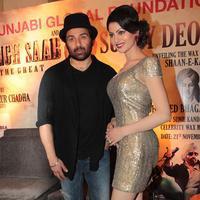 Sunny Deol unveils wax statue of Shahid Bhagat Singh Photos | Picture 647800