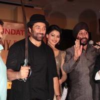 Sunny Deol unveils wax statue of Shahid Bhagat Singh Photos | Picture 647806
