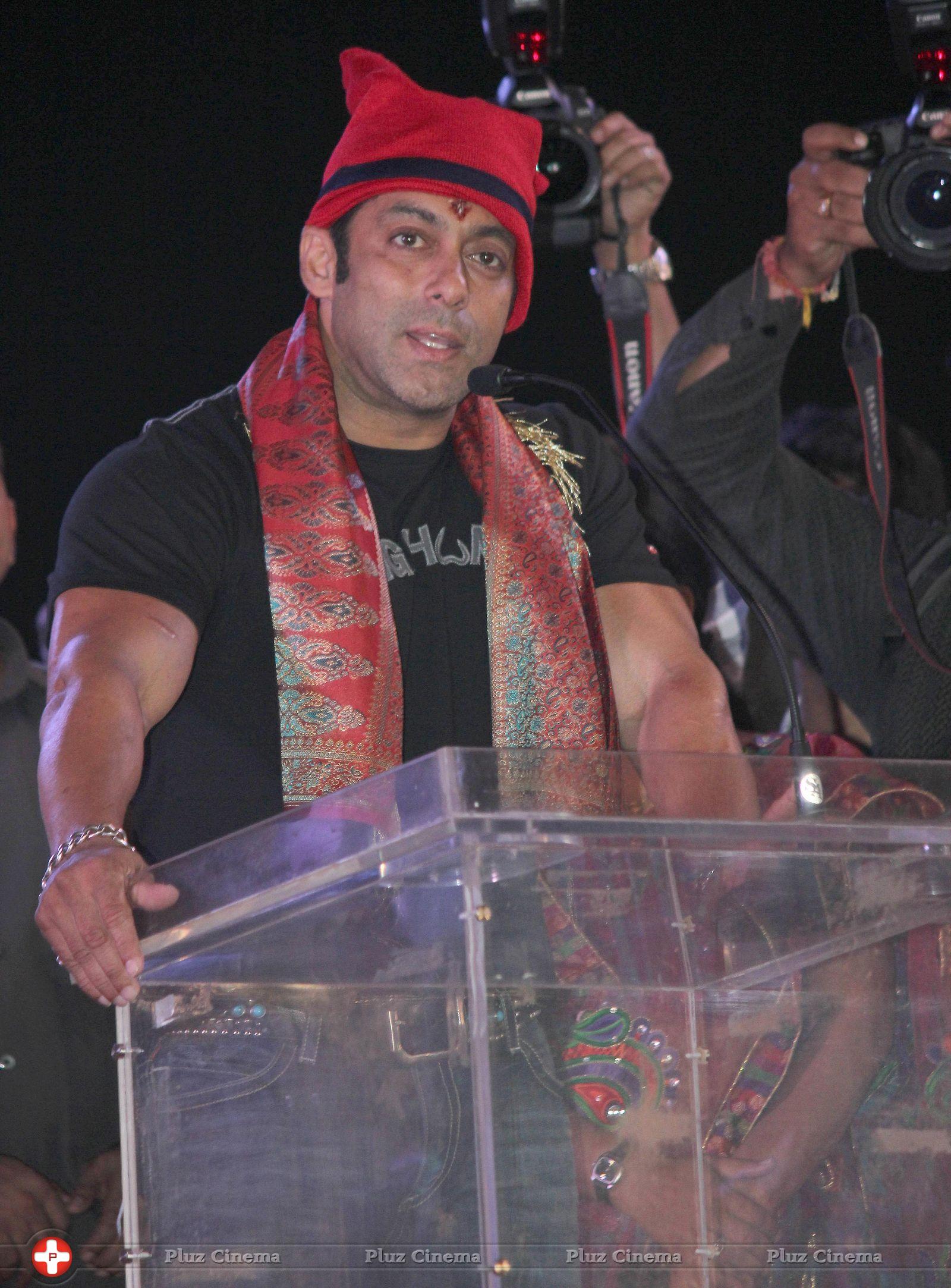 Salman Khan - Salman Khan inaugurates Koli Mahotsav Photos | Picture 651100