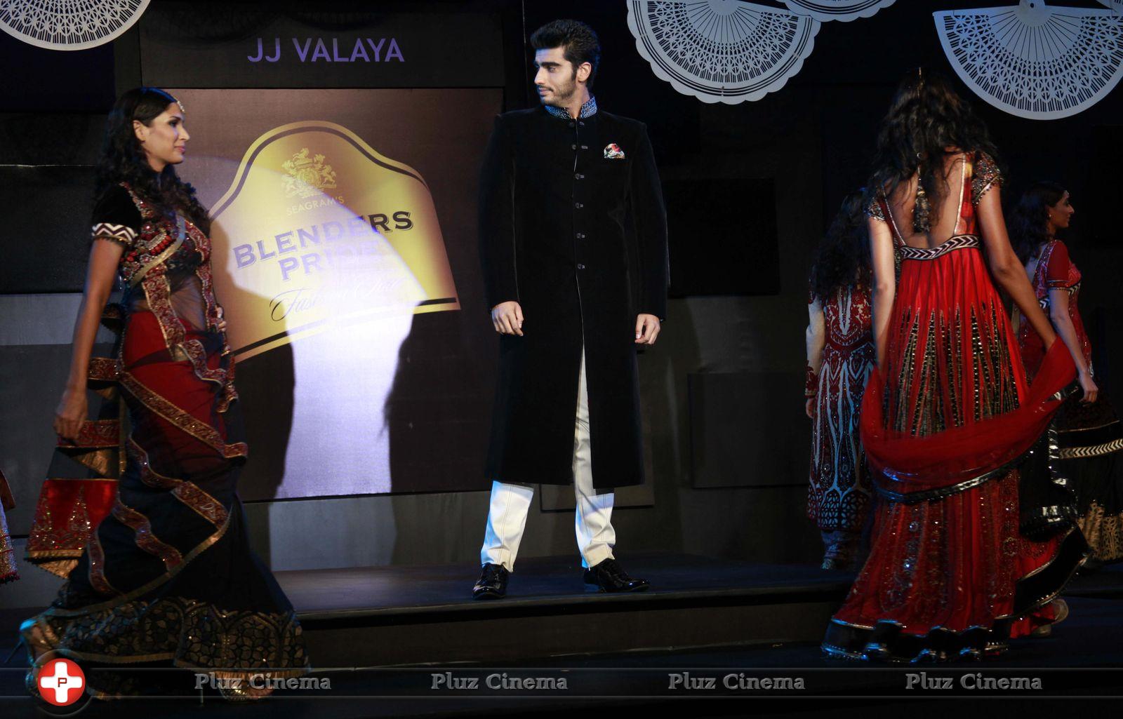 Arjun Kapoor - Blenders Pride Fashion Tour 2013 Day 2 Photos | Picture 651422