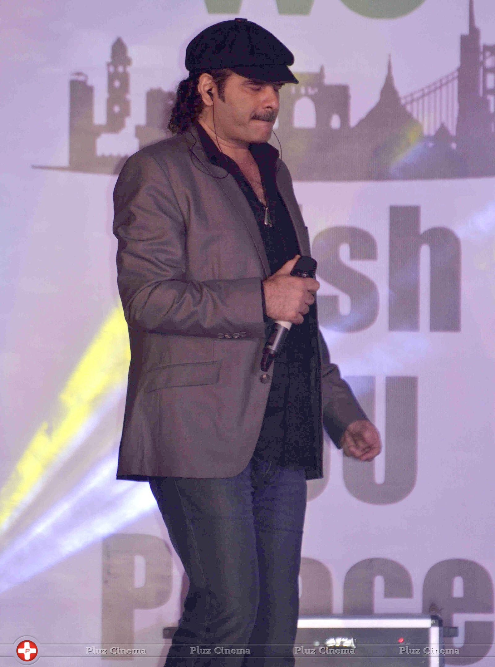 Mohit Chauhan - Peace walk ramp show at Welingkar College Photos | Picture 651194
