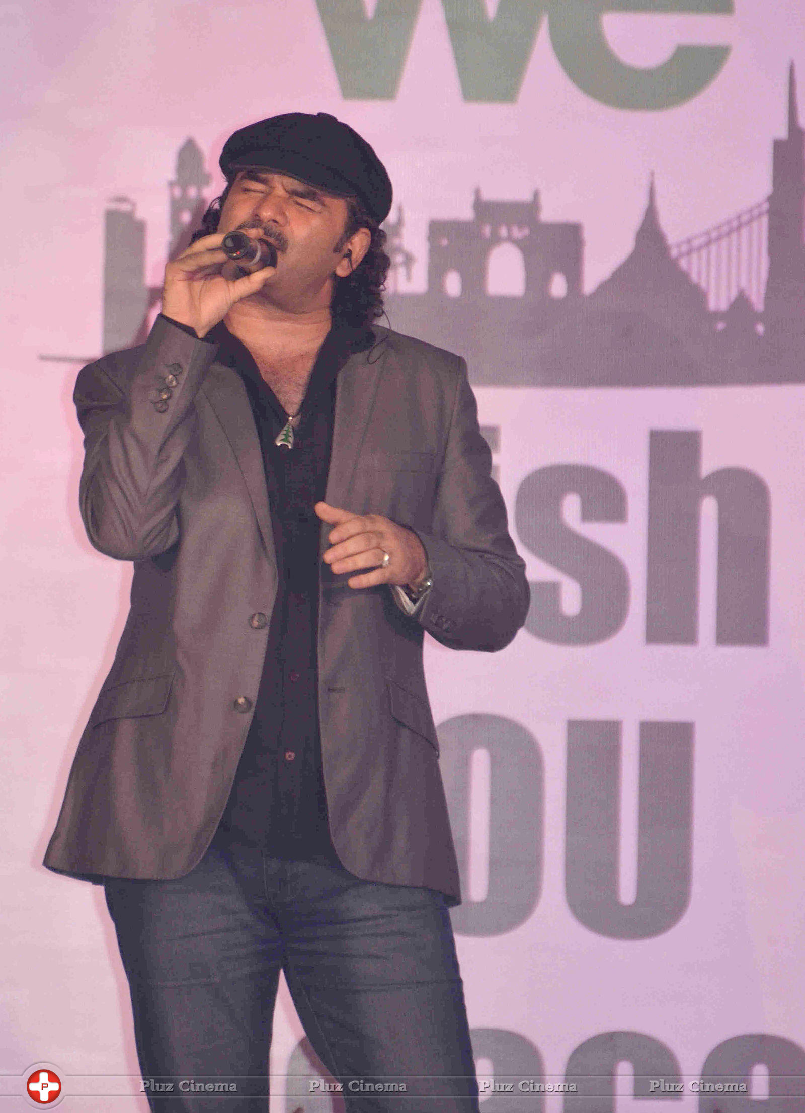 Mohit Chauhan - Peace walk ramp show at Welingkar College Photos | Picture 651195