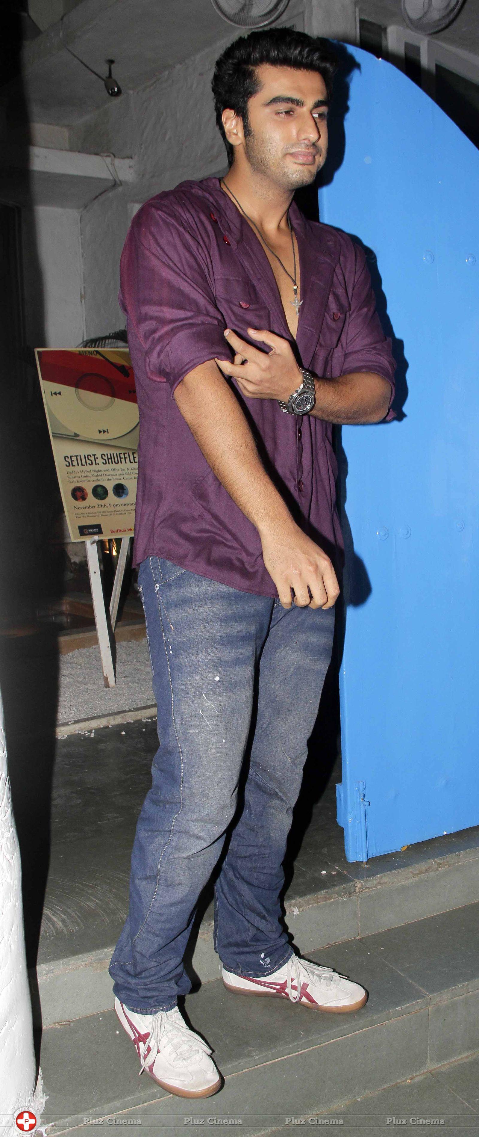 Arjun Kapoor - Arjun Kapoor & Huma Qureshi at the completion bash of film Finding Fanny Fernandes Photos | Picture 654443