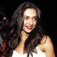 Deepika Padukone - Arjun Kapoor & Huma Qureshi at the completion bash of film Finding Fanny Fernandes Photos | Picture 654422