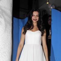 Deepika Padukone - Arjun Kapoor & Huma Qureshi at the completion bash of film Finding Fanny Fernandes Photos | Picture 654437