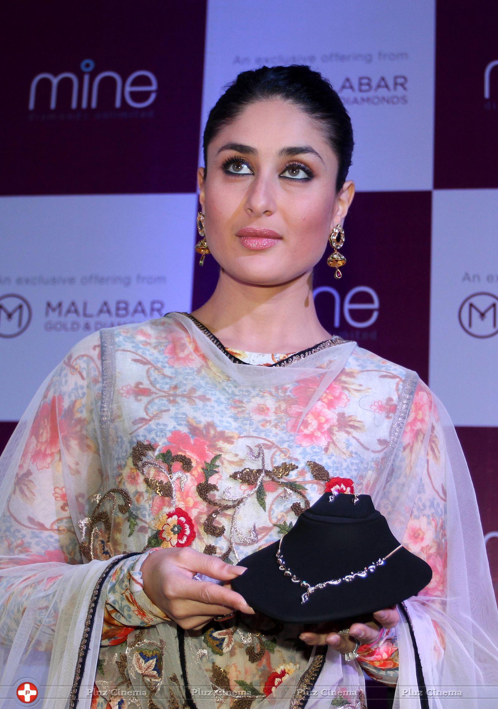 Kareena Kapoor at The Launch of Malabar Gold and Diamond Diwali Collection Stills | Picture 611601
