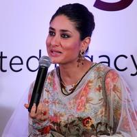 Kareena Kapoor at The Launch of Malabar Gold and Diamond Diwali Collection Stills | Picture 611597