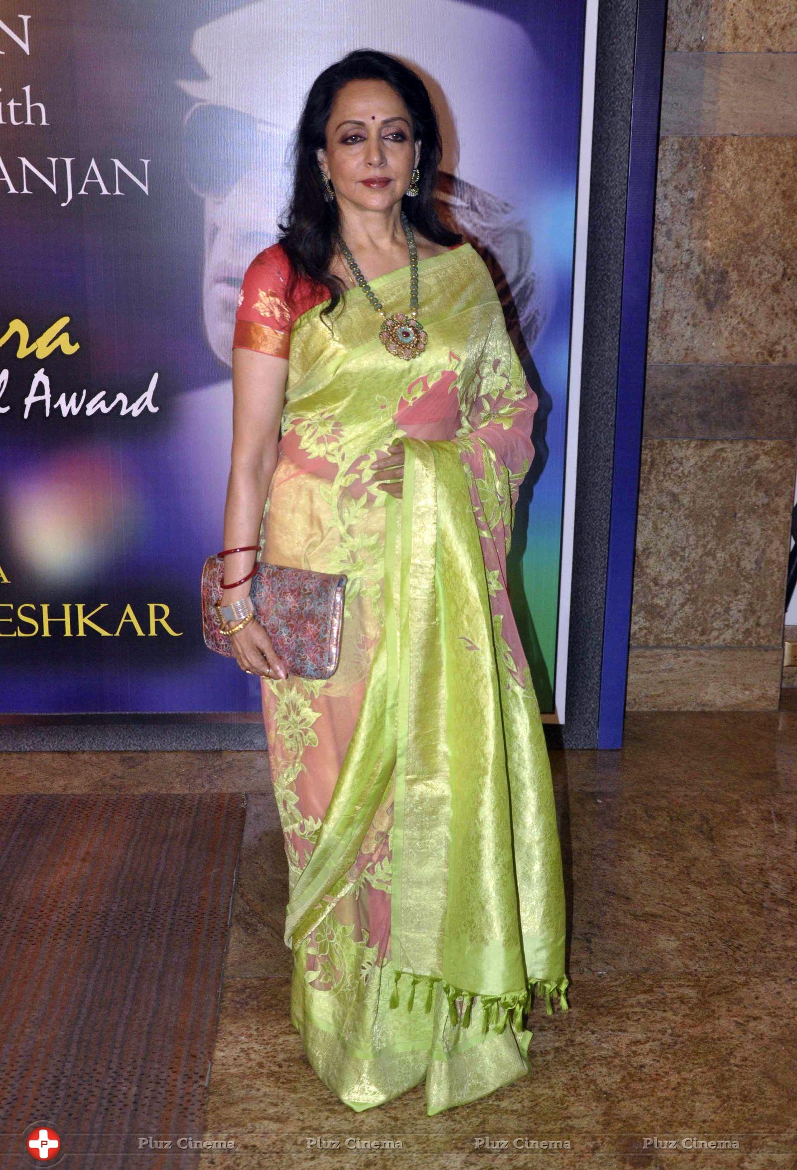 Hema Malini - Lata Mangeshkar Gets First Yash Chopra Memorial Award Photos | Picture 610936