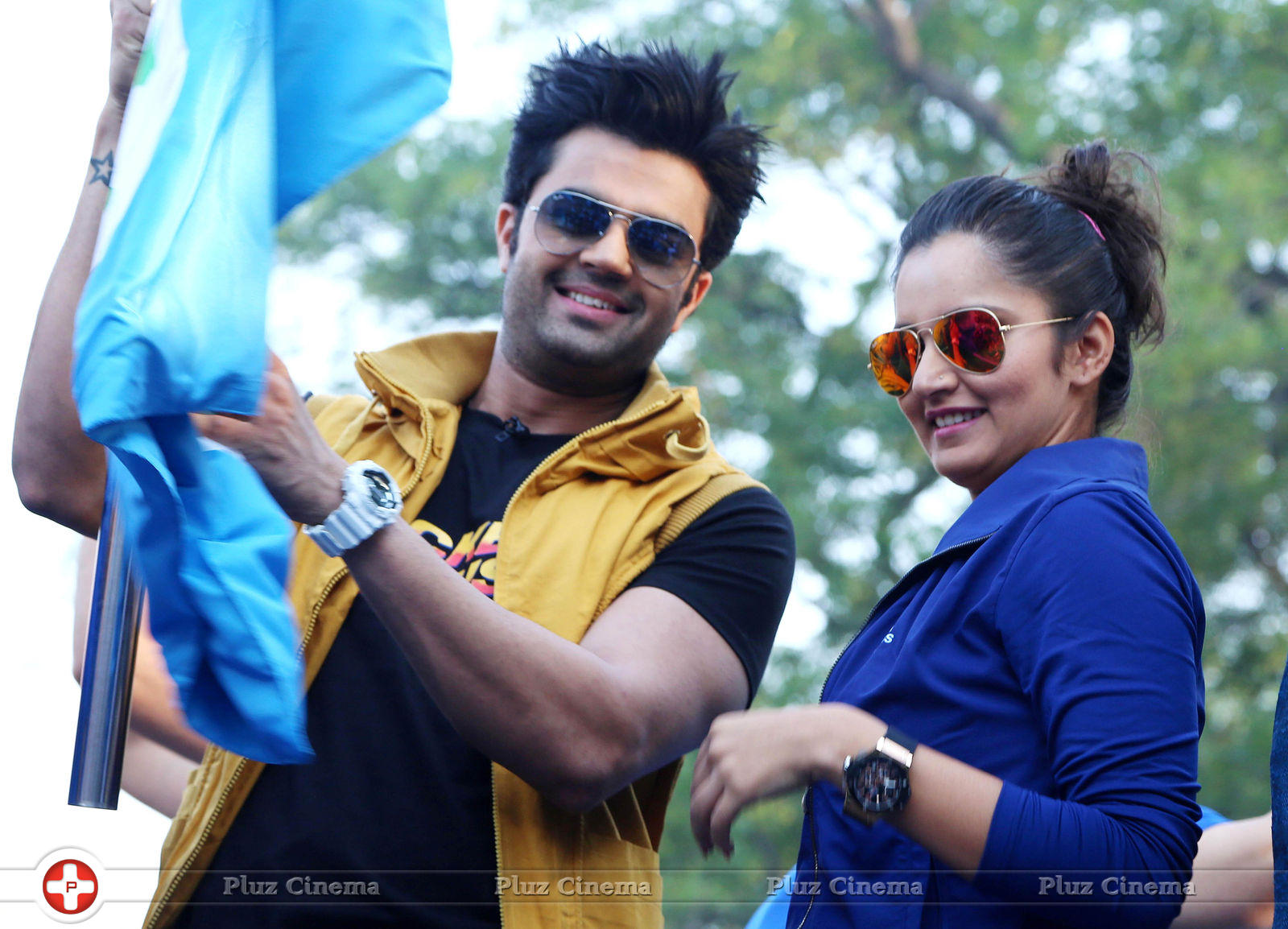 Manish Paul and Sania Mirza at Max Bupa Walk For Health Stills | Picture 610618