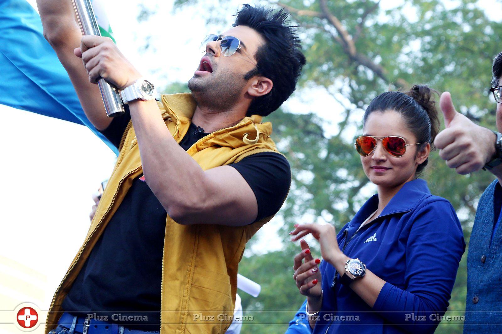 Manish Paul and Sania Mirza at Max Bupa Walk For Health Stills | Picture 610619