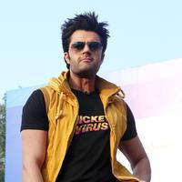Manish Paul - Manish Paul and Sania Mirza at Max Bupa Walk For Health Stills | Picture 610626
