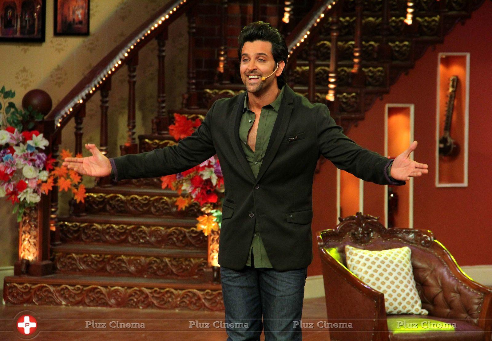 Hrithik Roshan - Hrithik Roshan Promotes Krrish 3 On the Sets Of Comedy Nights With Kapil Photos | Picture 611806