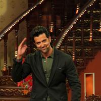 Hrithik Roshan - Hrithik Roshan Promotes Krrish 3 On the Sets Of Comedy Nights With Kapil Photos | Picture 611805