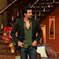 Hrithik Roshan - Hrithik Roshan Promotes Krrish 3 On the Sets Of Comedy Nights With Kapil Photos | Picture 611809