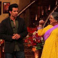 Hrithik Roshan - Hrithik Roshan Promotes Krrish 3 On the Sets Of Comedy Nights With Kapil Photos | Picture 611814