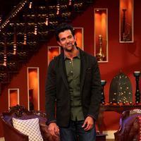 Hrithik Roshan - Hrithik Roshan Promotes Krrish 3 On the Sets Of Comedy Nights With Kapil Photos | Picture 611831