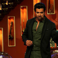 Hrithik Roshan - Hrithik Roshan Promotes Krrish 3 On the Sets Of Comedy Nights With Kapil Photos | Picture 611834