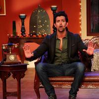 Hrithik Roshan - Hrithik Roshan Promotes Krrish 3 On the Sets Of Comedy Nights With Kapil Photos | Picture 611845