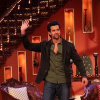 Hrithik Roshan - Hrithik Roshan Promotes Krrish 3 On the Sets Of Comedy Nights With Kapil Photos | Picture 611848