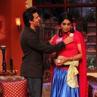 Hrithik Roshan - Hrithik Roshan Promotes Krrish 3 On the Sets Of Comedy Nights With Kapil Photos | Picture 611867