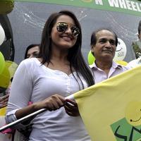 Sonakshi Sinha - Sonakshi Sinha Launches Mobile Hospital Van Smile On Wheels Photos | Picture 613373