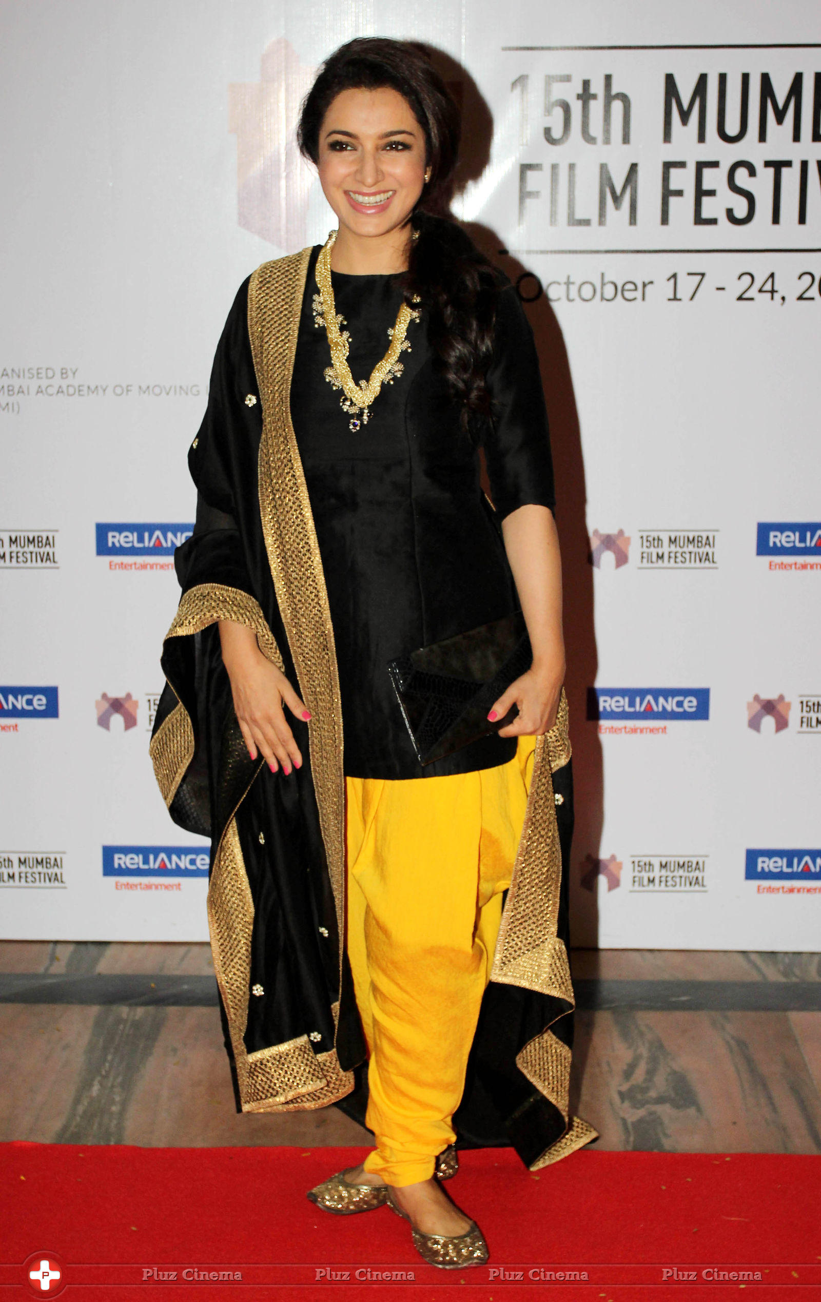 Tisca Chopra - 15th Mumbai Film Festival Closing Ceremony Photos | Picture 615217