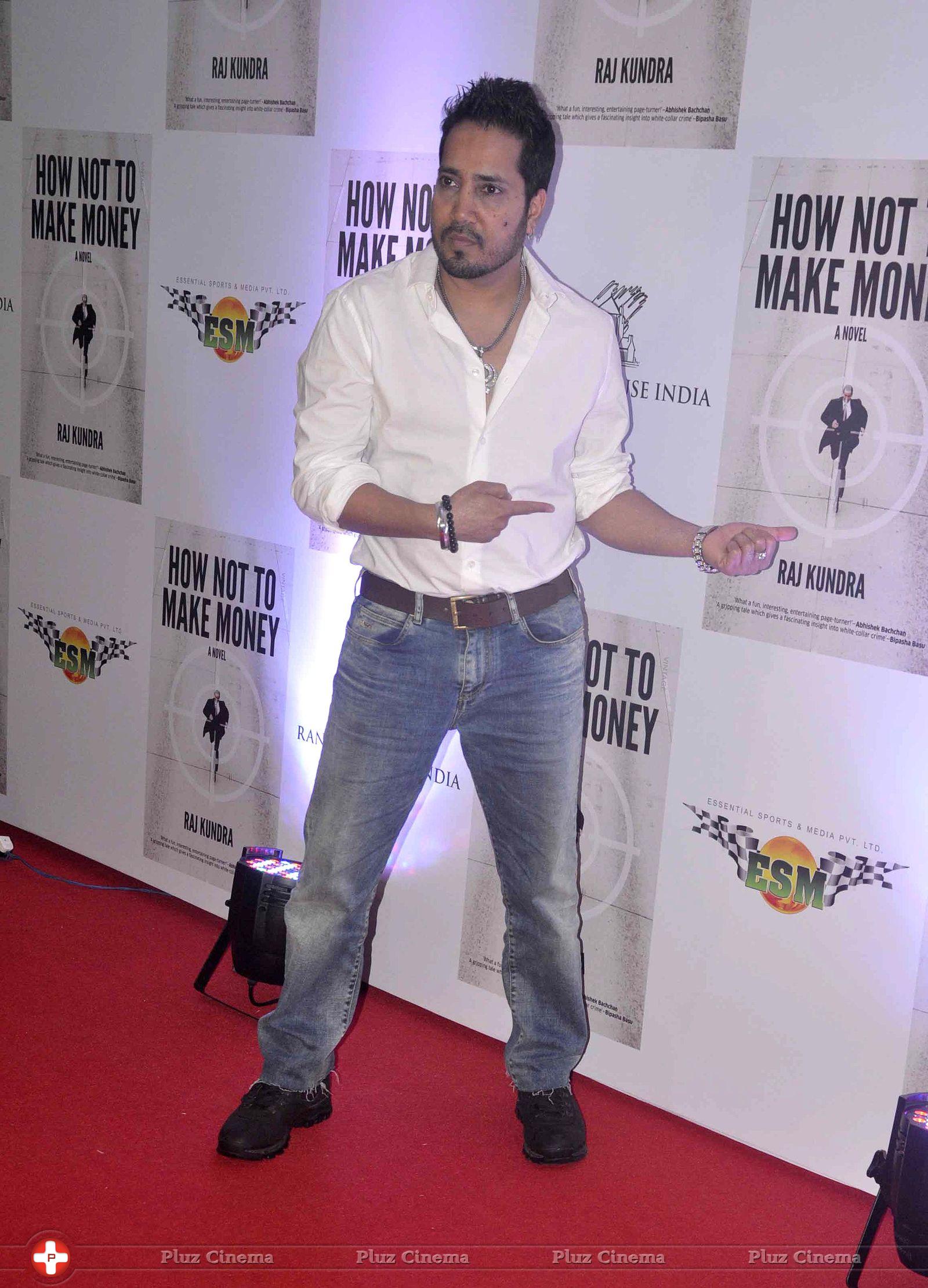 Mika Singh - Success Party of Raj Kundra Book How Not To Make Money Photos | Picture 619074