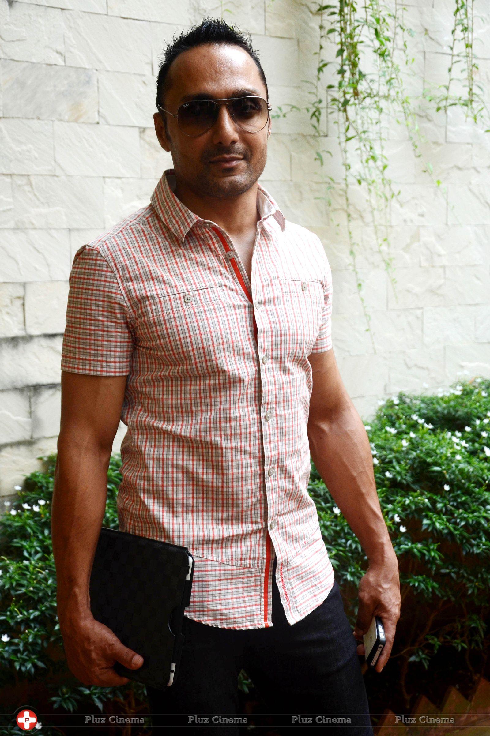 Rahul Bose - Rahul Bose at The Launch of Postcard Campaign Photos | Picture 619887