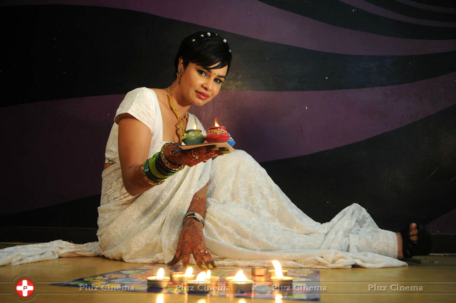 Kavitta Verma Diwali Photo Shoot Stills | Picture 623166