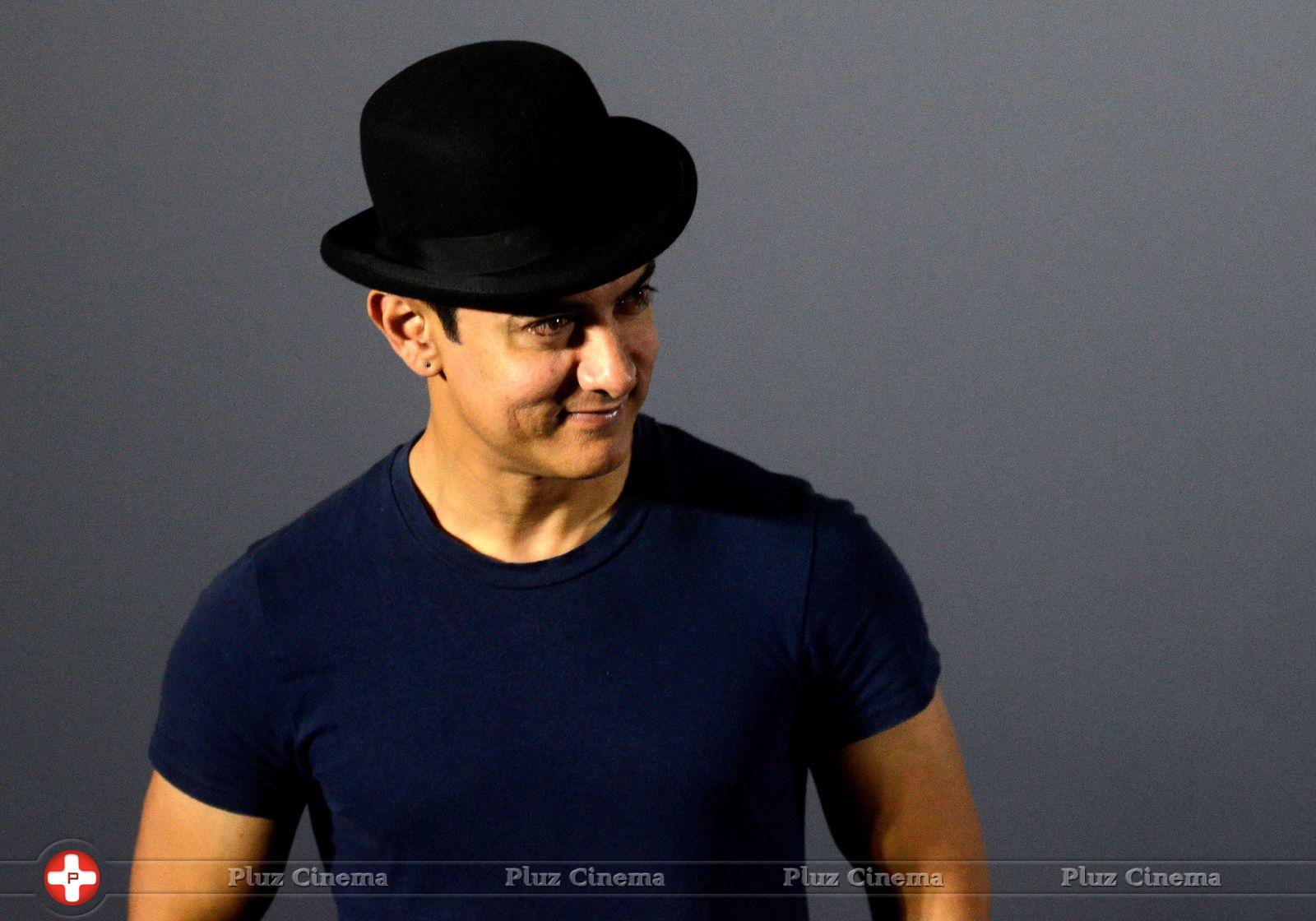 Aamir Khan - Dhoom 3 Movie Trailer Launch Stills | Picture 621574