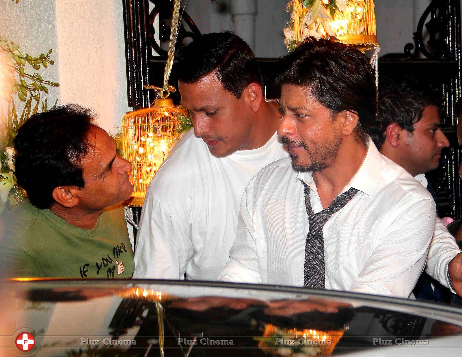 Shahrukh Khan & Others at The Launch of Lista Jewellery Store Photos | Picture 622799