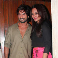 Shahid & Sonakshi at R Rajkumar Movie Completion Party Photos | Picture 622335
