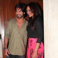 Shahid & Sonakshi at R Rajkumar Movie Completion Party Photos | Picture 622338