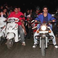 Varun Dhawan - Bike rally to promote film Main Tera Hero Photos | Picture 737444