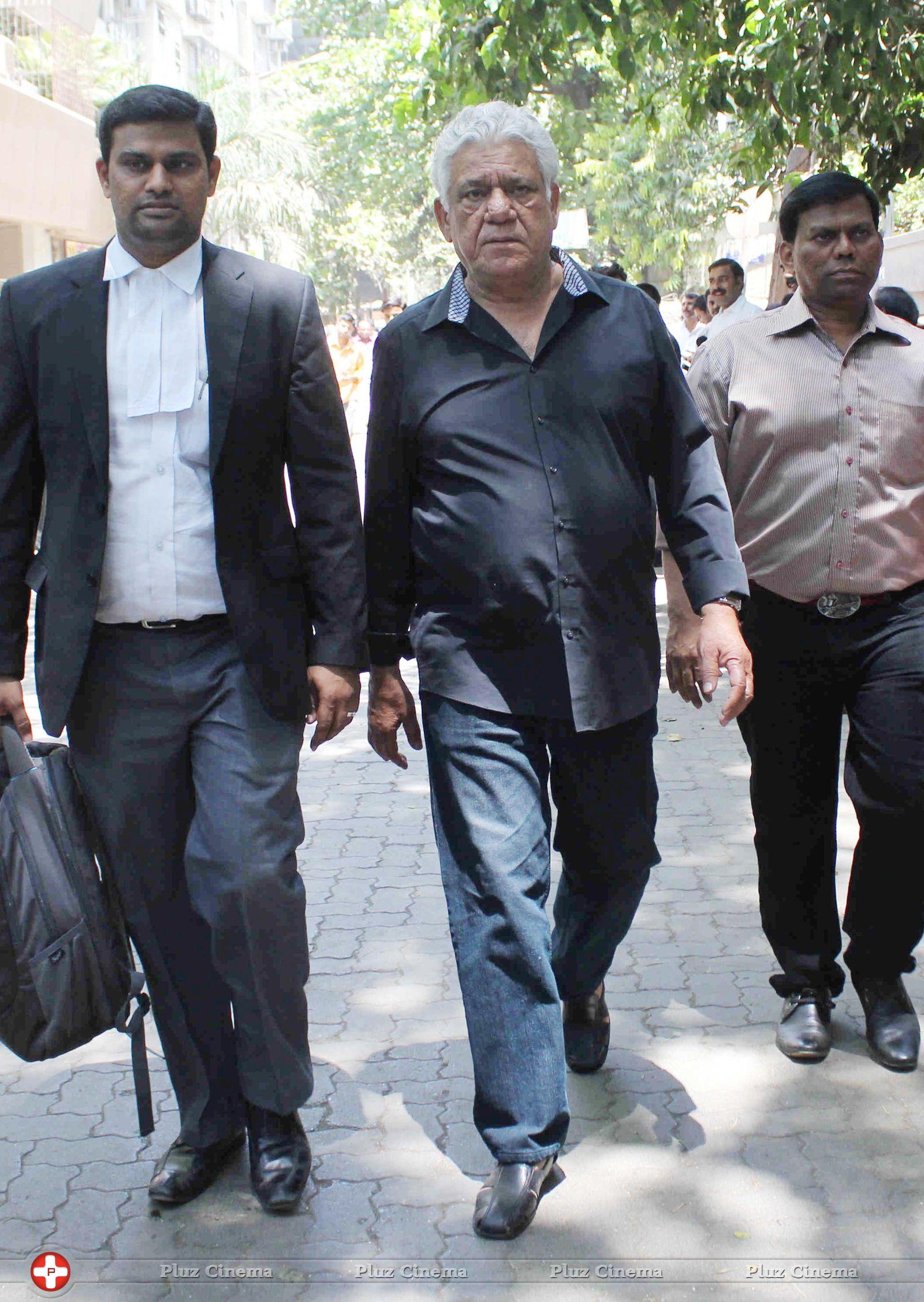Om Puri - Om Puri court appearance in domestic violence case Photos | Picture 737927