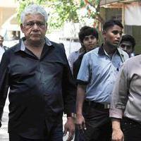 Om Puri - Om Puri court appearance in domestic violence case Photos