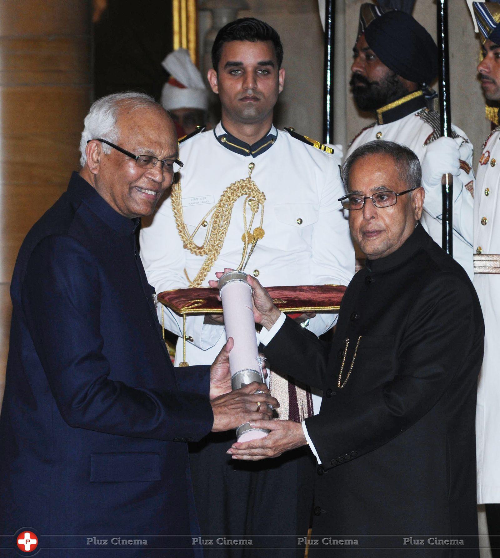President presents Padma awards to eminent personalities Photos | Picture 737900